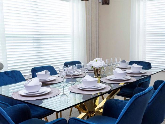 Image No.13-5 Bed Townhouse for sale