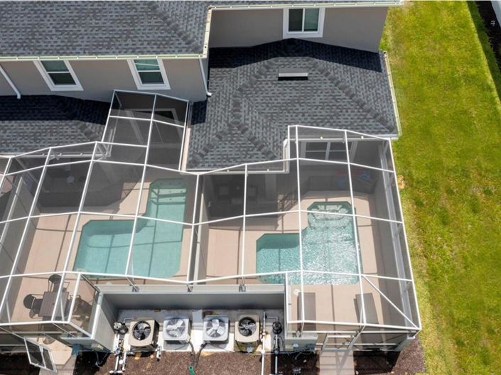 Image No.22-5 Bed Townhouse for sale