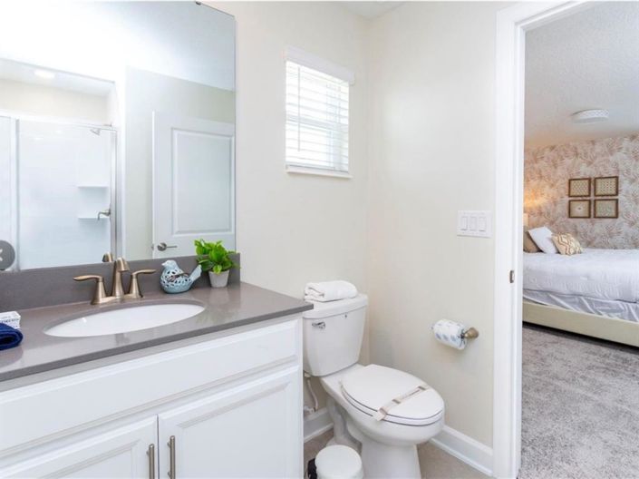 Image No.55-5 Bed Townhouse for sale