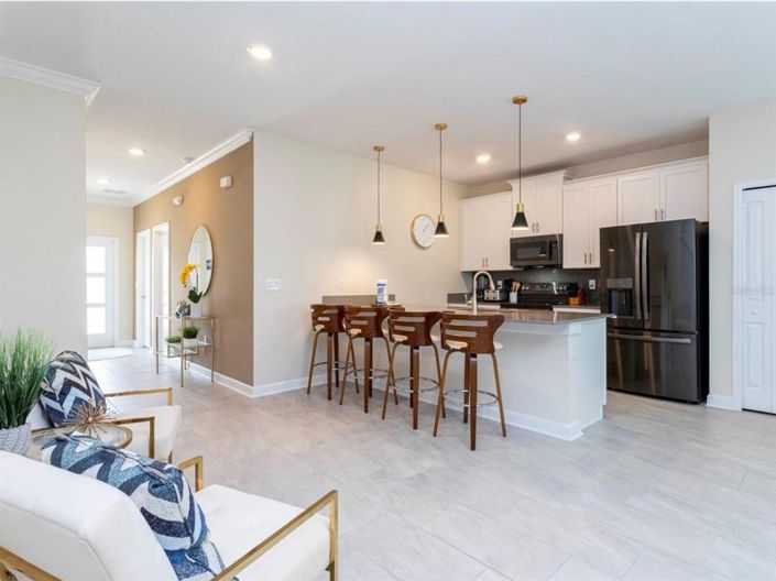 Image No.6-5 Bed Townhouse for sale