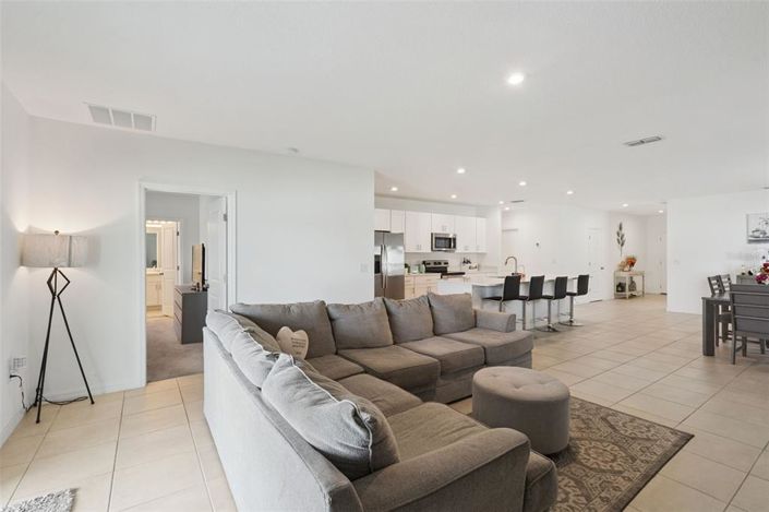 Image No.12-4 Bed Property for sale