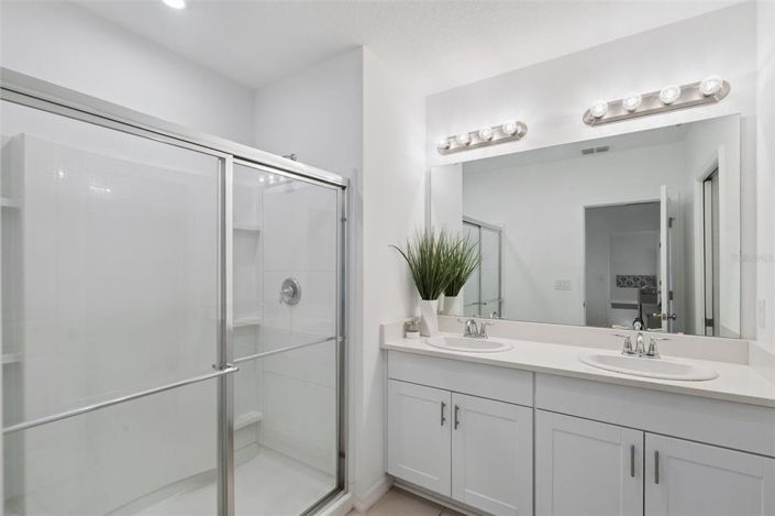 Image No.18-4 Bed Property for sale