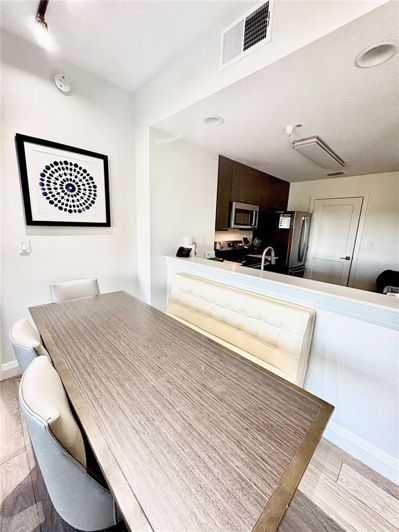 Image No.6-2 Bed Property for sale