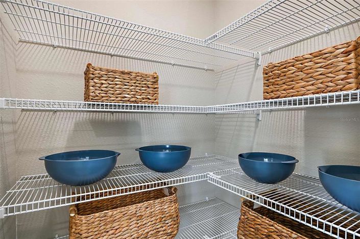 Image No.6-5 Bed Property for sale