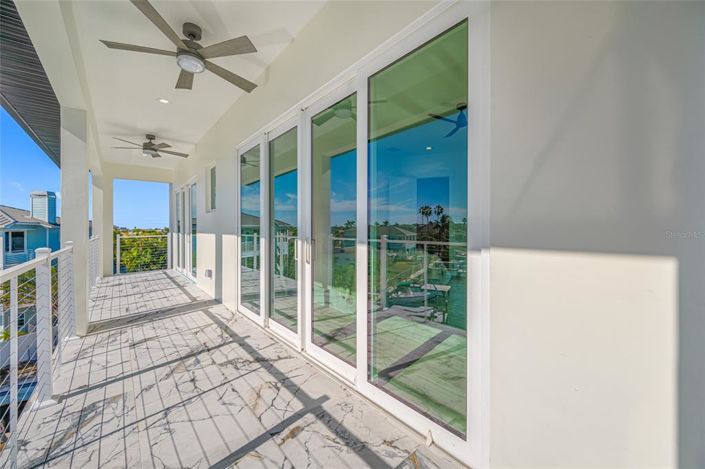 Image No.58-6 Bed Property for sale
