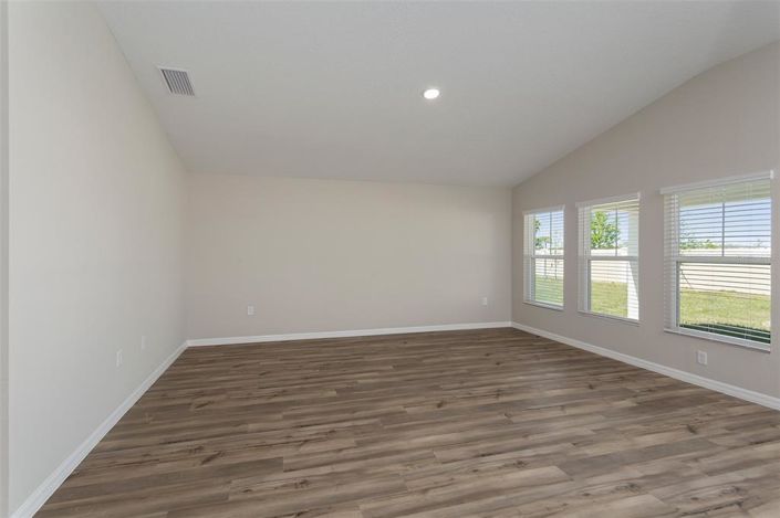 Image No.3-4 Bed Property for sale