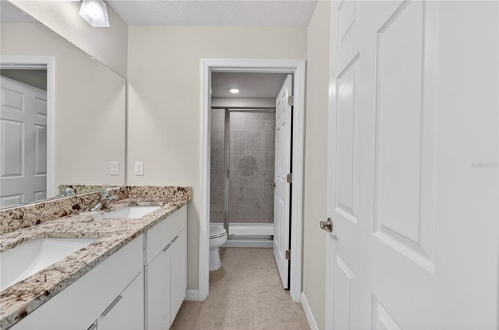 Image No.29-3 Bed Townhouse for sale