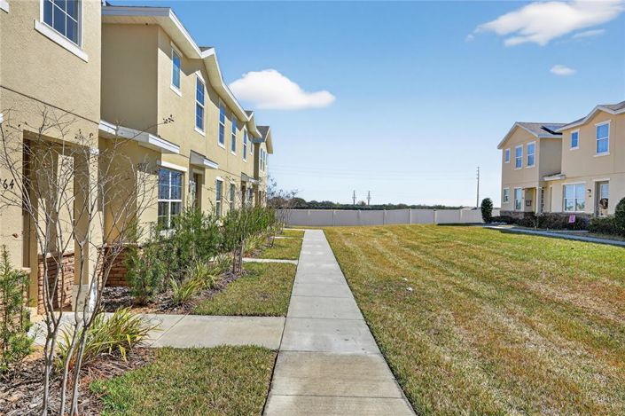 Image No.38-3 Bed Townhouse for sale