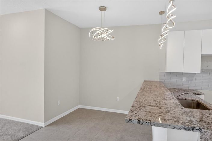 Image No.9-3 Bed Townhouse for sale