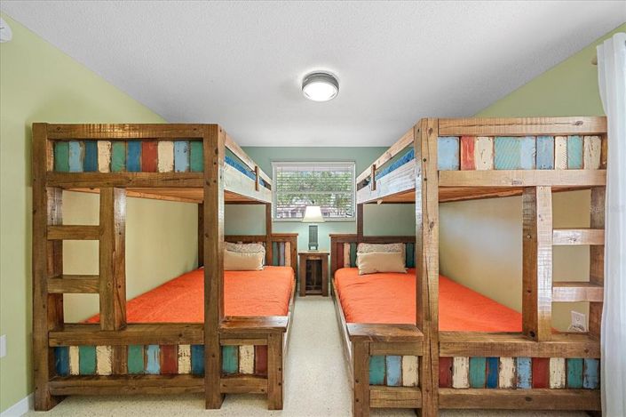 Image No.33-3 Bed Property for sale