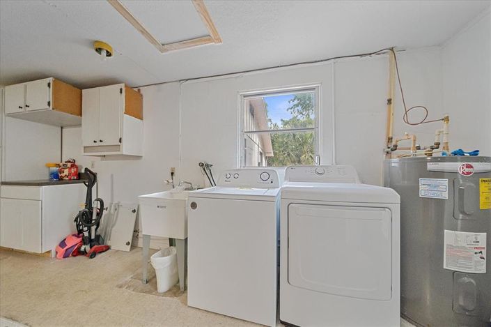 Image No.48-3 Bed Property for sale