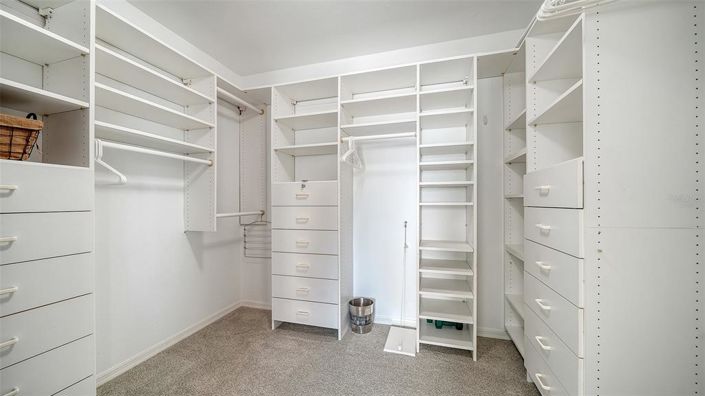 Image No.18-4 Bed Property for sale