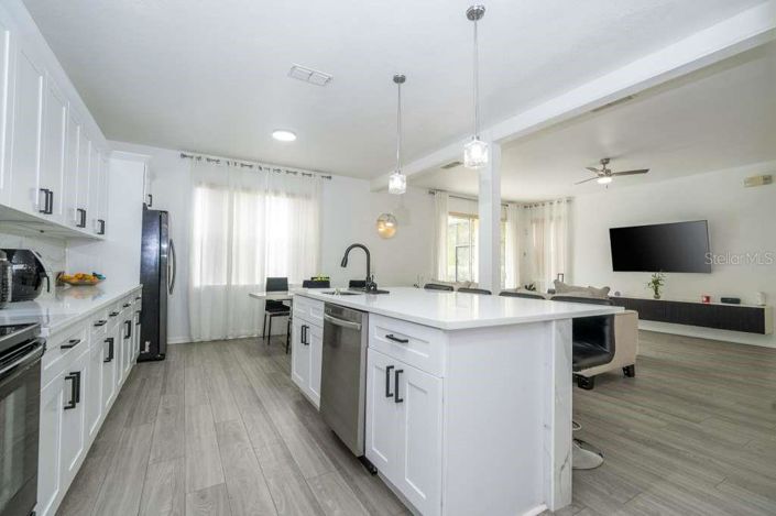 Image No.41-4 Bed Property for sale