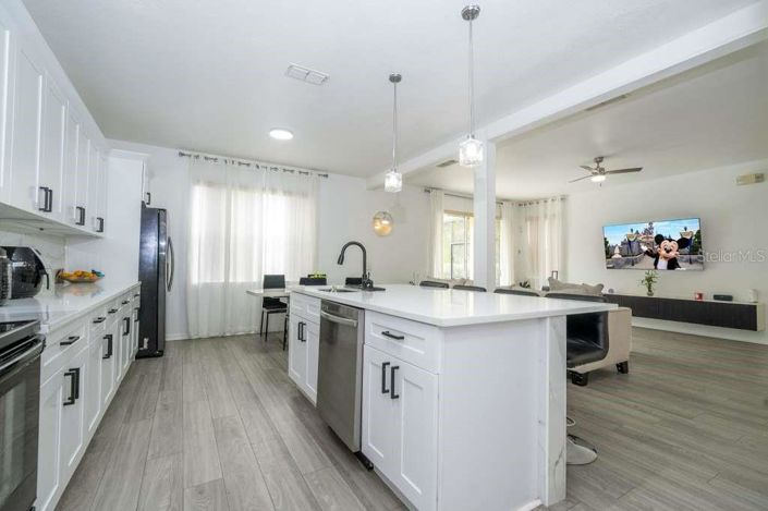 Image No.44-4 Bed Property for sale