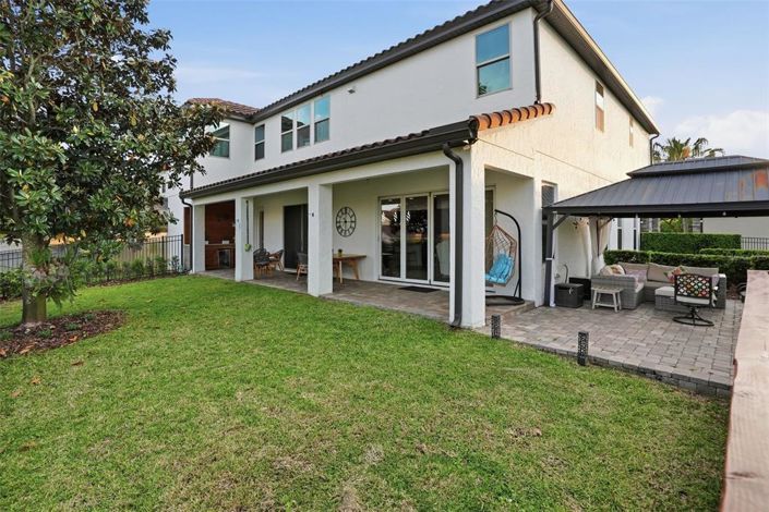 Image No.44-5 Bed Property for sale