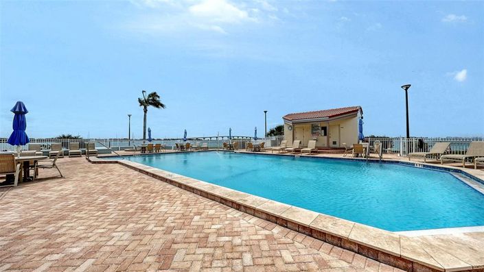 Image No.35-2 Bed Property for sale