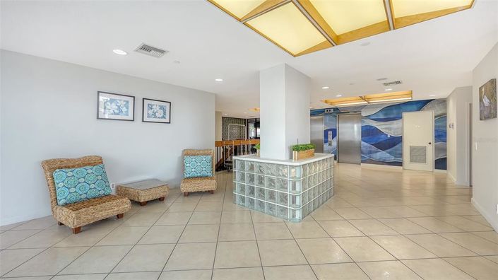 Image No.45-2 Bed Property for sale