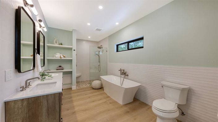 Image No.39-4 Bed Property for sale