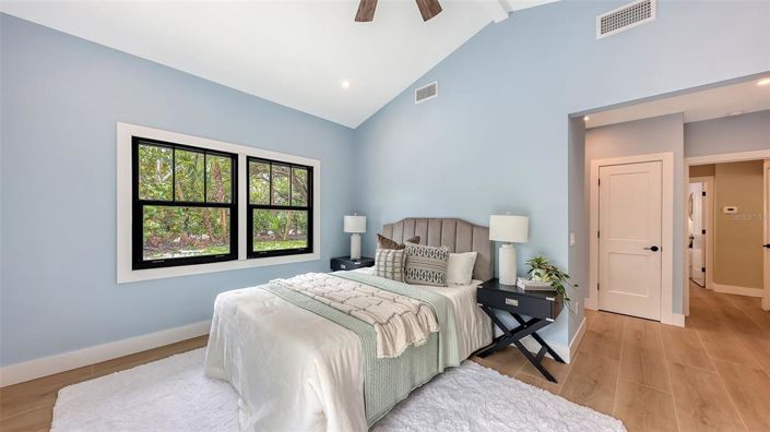 Image No.48-4 Bed Property for sale