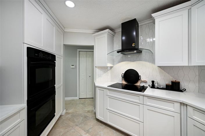 Image No.14-3 Bed Property for sale