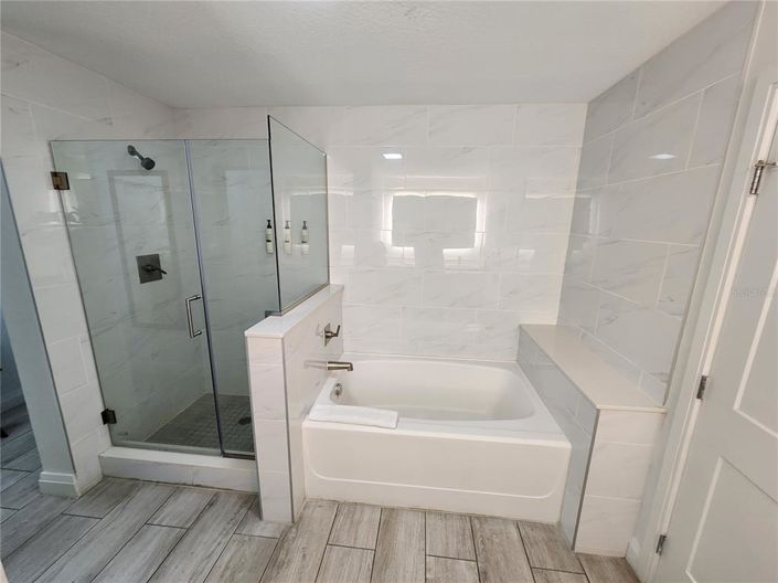 Image No.13-3 Bed Property for sale