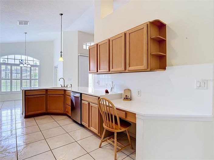 Image No.11-3 Bed Property for sale