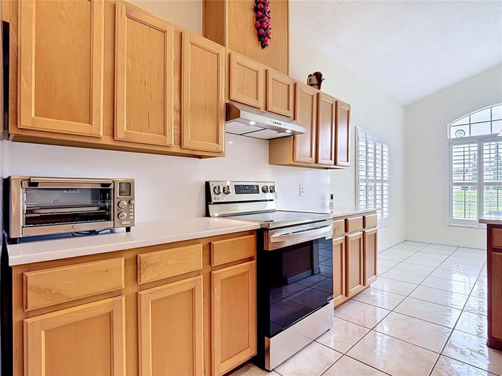 Image No.13-3 Bed Property for sale
