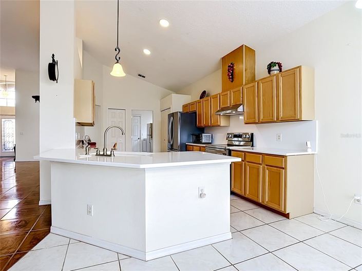 Image No.16-3 Bed Property for sale