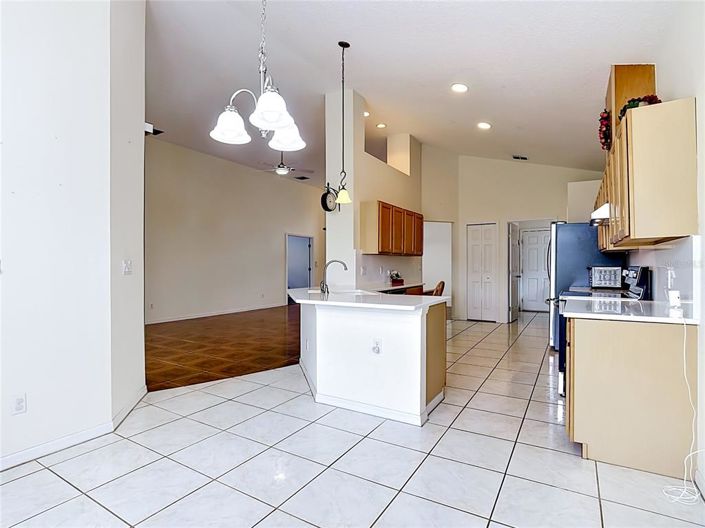 Image No.21-3 Bed Property for sale