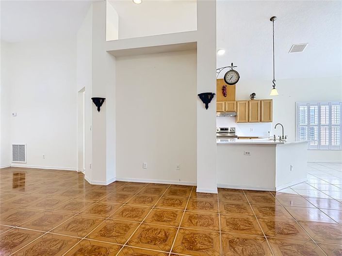 Image No.26-3 Bed Property for sale