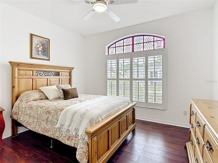Image No.34-3 Bed Property for sale