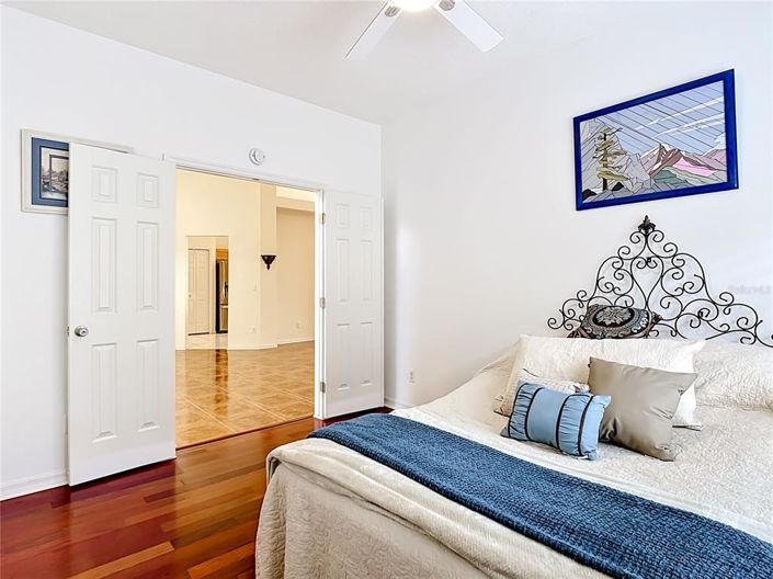 Image No.37-3 Bed Property for sale