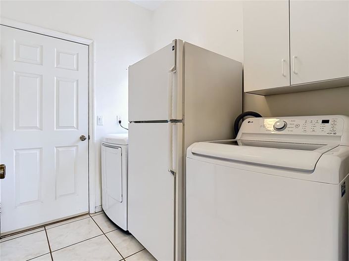 Image No.39-3 Bed Property for sale