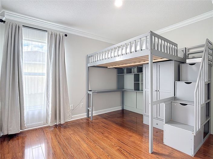 Image No.30-3 Bed Property for sale