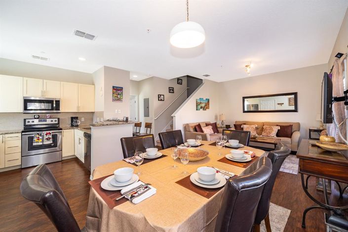 Image No.3-4 Bed Townhouse for sale