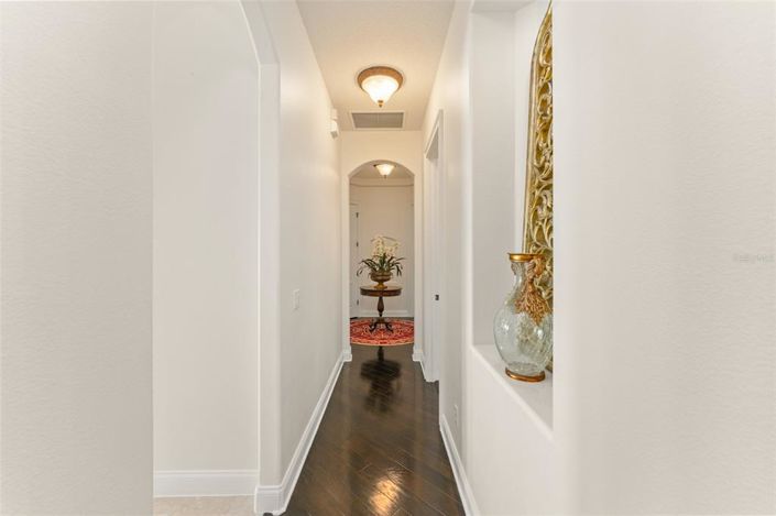 Image No.29-4 Bed Property for sale