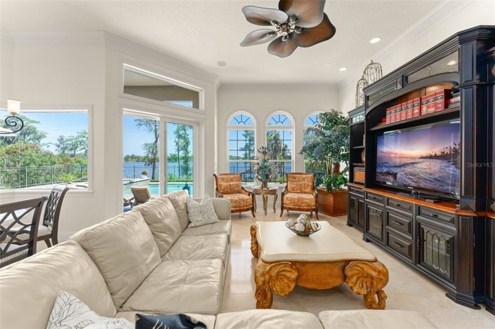 Image No.44-4 Bed Property for sale