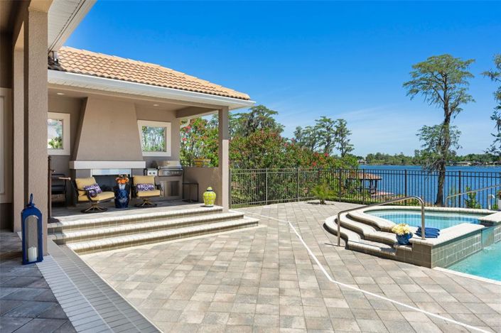 Image No.48-4 Bed Property for sale