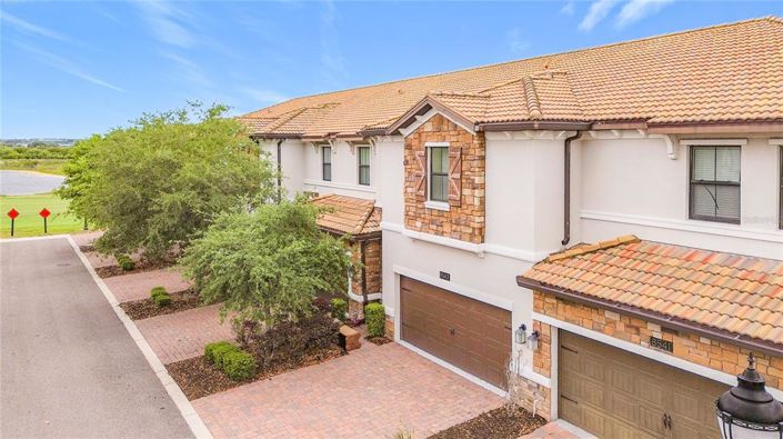 Image No.2-4 Bed Townhouse for sale