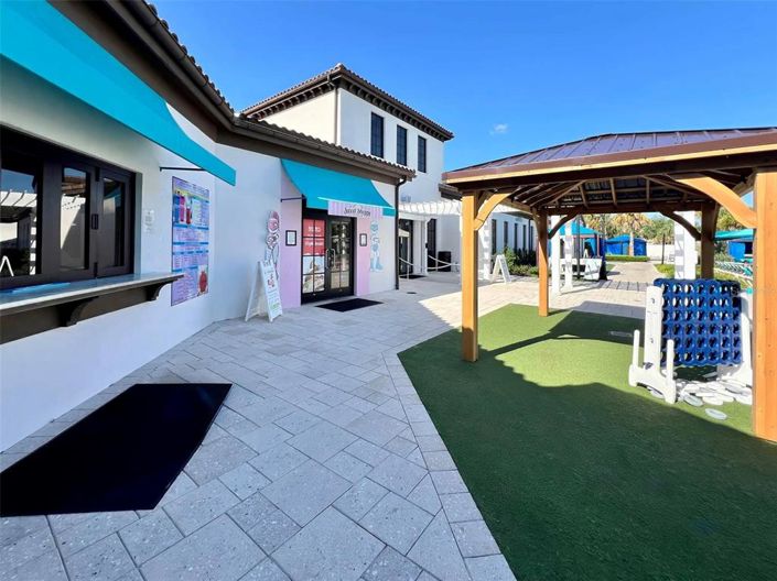 Image No.41-5 Bed Townhouse for sale