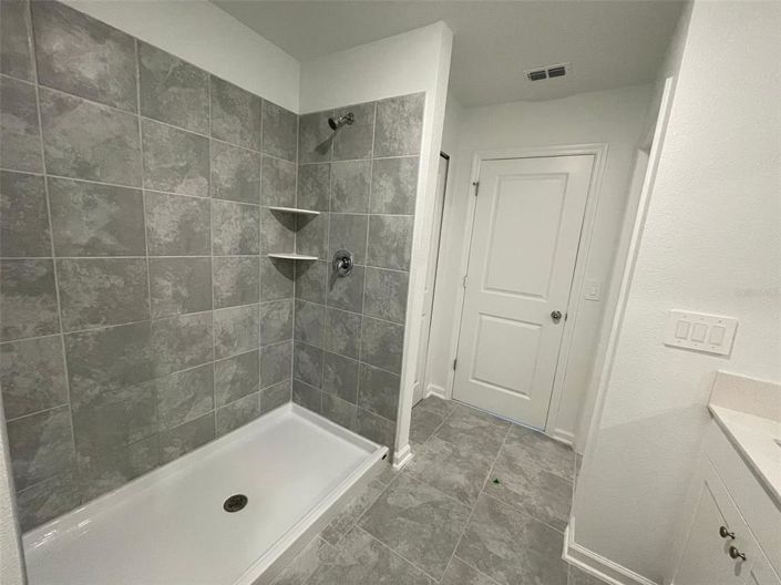 Image No.25-4 Bed Property for sale
