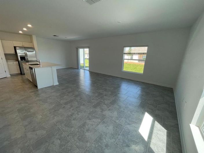 Image No.6-4 Bed Property for sale