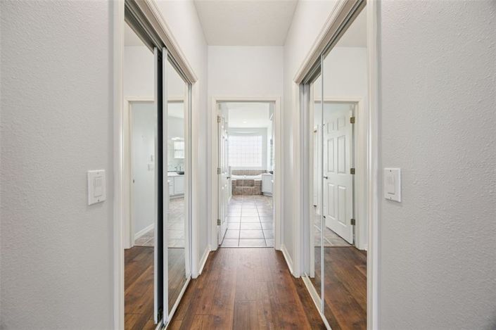 Image No.27-5 Bed Property for sale
