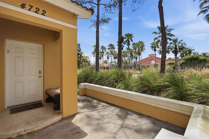 Image No.3-4 Bed Townhouse for sale