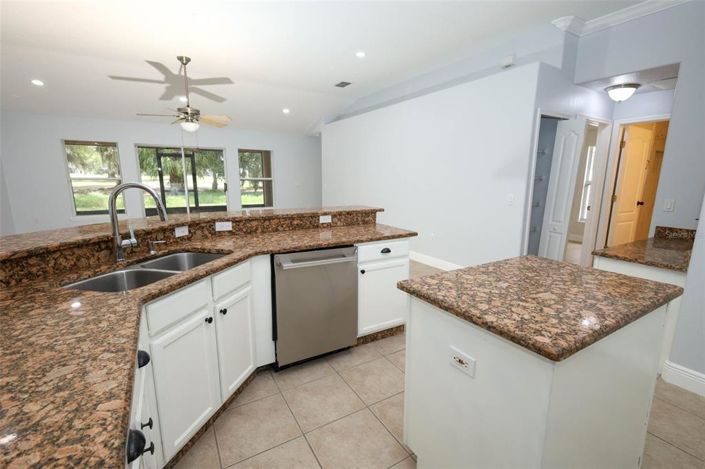 Image No.17-Propriété de 4 chambres à vendre à Kissimmee