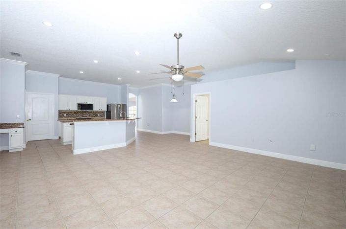 Image No.20-Propriété de 4 chambres à vendre à Kissimmee