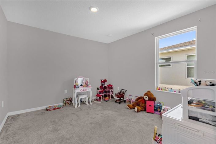 Image No.30-4 Bed Townhouse for sale