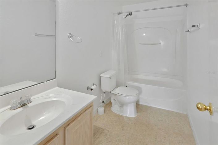 Image No.19-4 Bed Property for sale