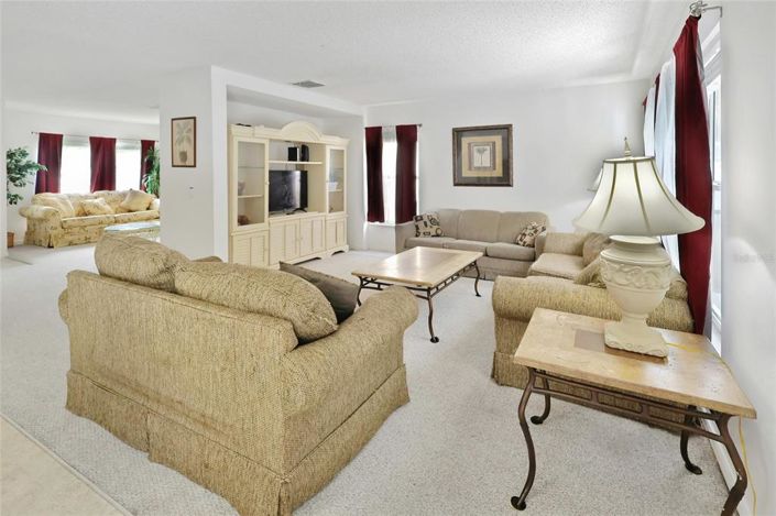 Image No.7-4 Bed Property for sale
