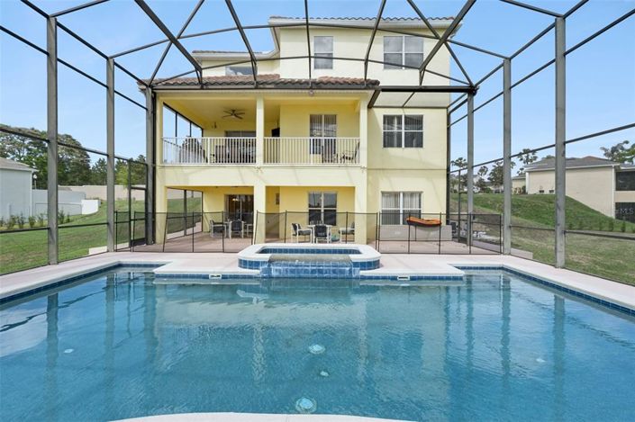 Image No.27-5 Bed Property for sale